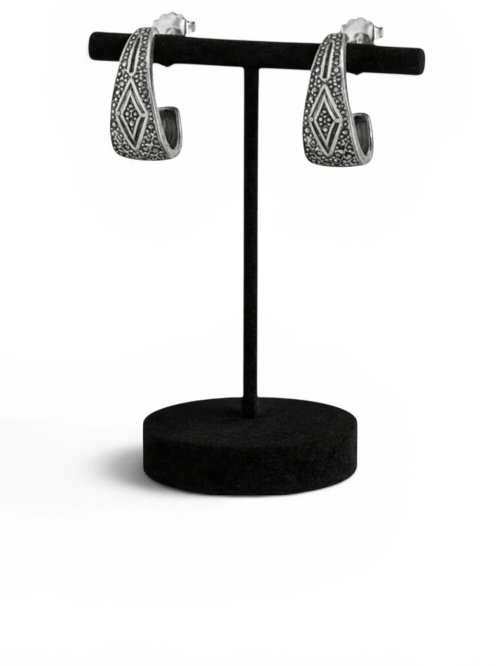 Vintage 80s Lady Remington Reminisce Black & Silver Marcasite Post Earrings